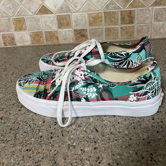 Vans Aloha Floral Plaid Hawaiian Sneakers Women’s Size 7.5 Men’s Size 6 - Picture 8 of 8